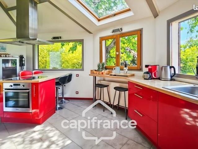 Maison 8 pièces 142 m²
