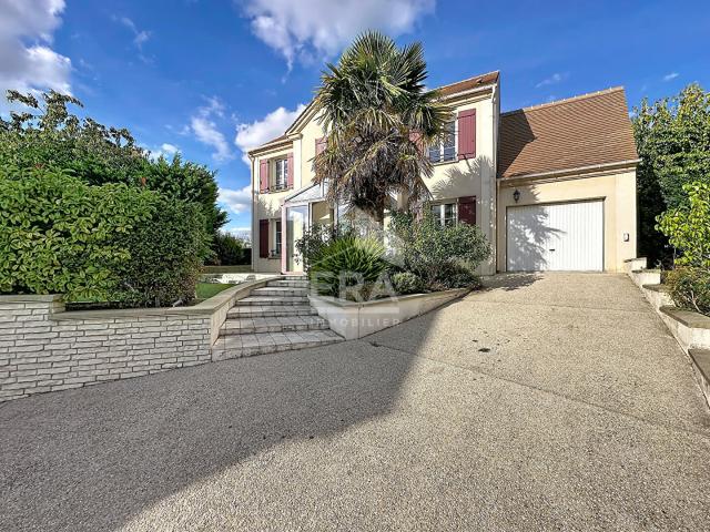 Maison 8 pièces 143 m²