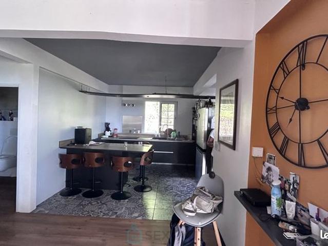 Maison 8 pièces 143 m²