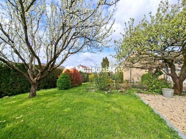 Maison 8 pièces 143 m²