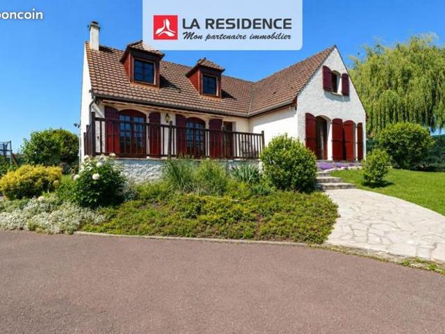 Maison 8 pièces 143 m²