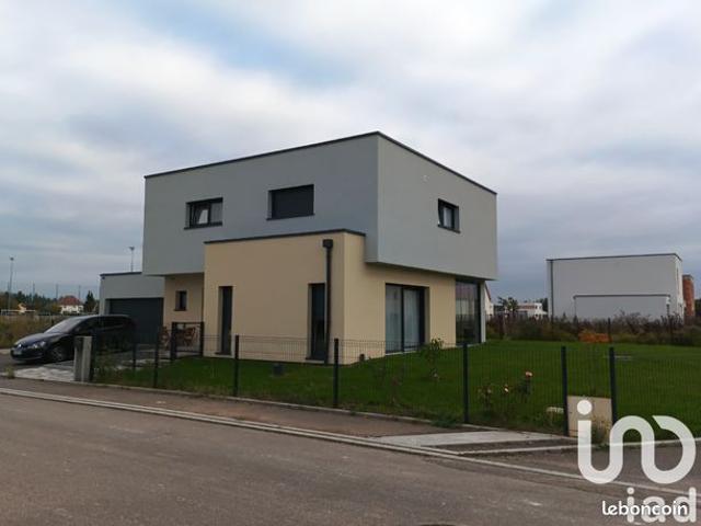 Maison 8 pièces 143 m²
