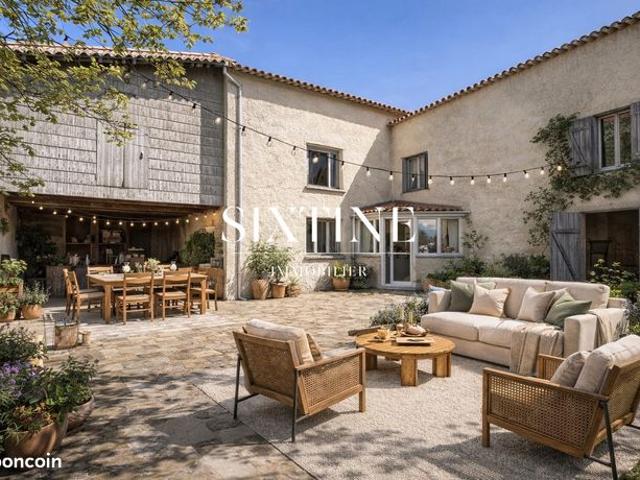 Maison 8 pièces 143 m²