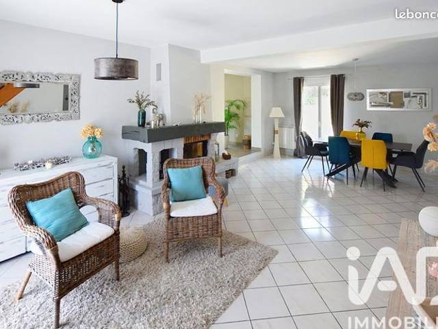Maison 8 pièces 143 m²