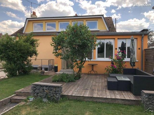 Maison 8 pièces 143 m²
