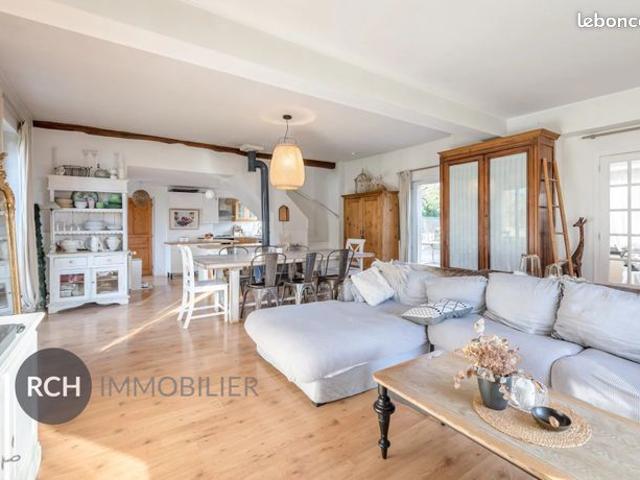 Maison 8 pièces 154 m²