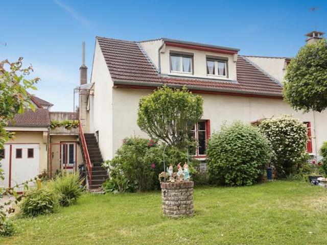 Maison 8 pièces 154 m²
