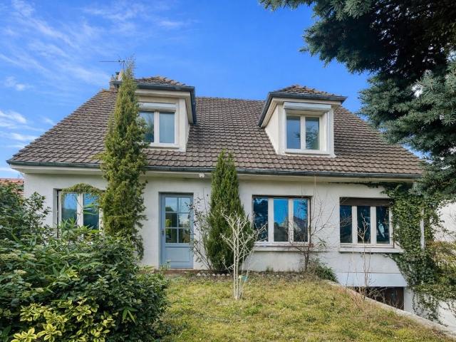 Maison 8 pièces 155 m²