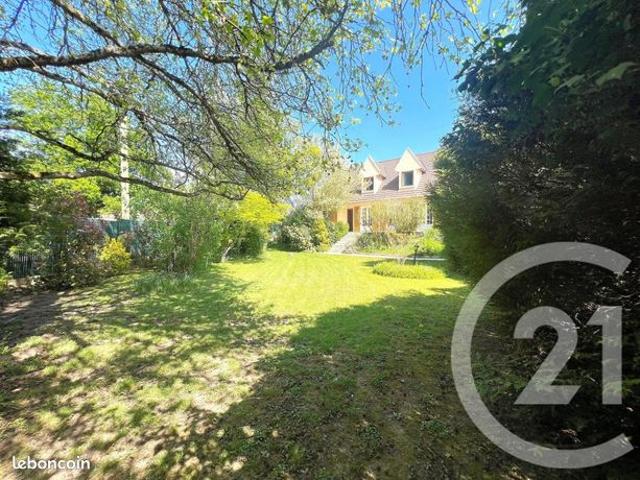 Maison 8 pièces 155 m²