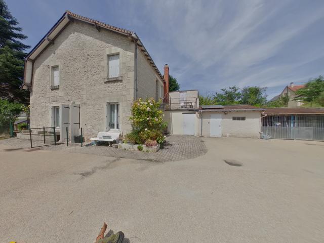 Maison 8 pièces 155 m²