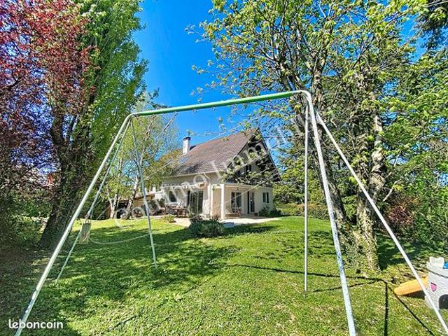 Maison 8 pièces 155 m²