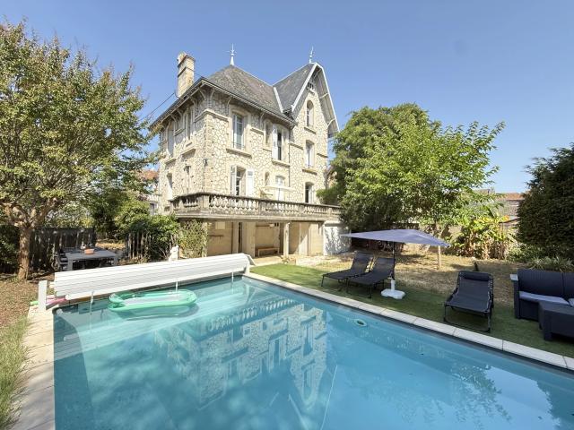 Maison 8 pièces 155 m²