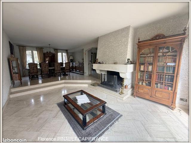 Maison 8 pièces 155 m²