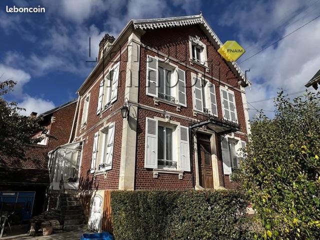 Maison 8 pièces 155 m²