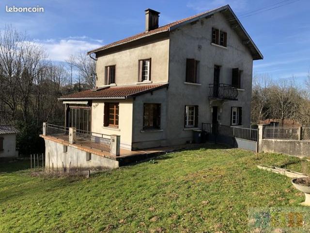 Maison 8 pièces 156 m²