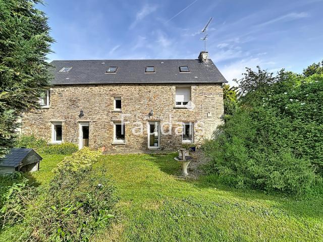 Maison 8 pièces 156 m²