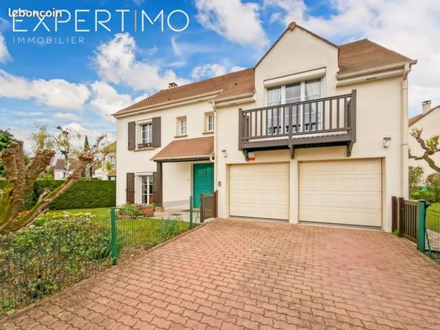 Maison 8 pièces 156 m²