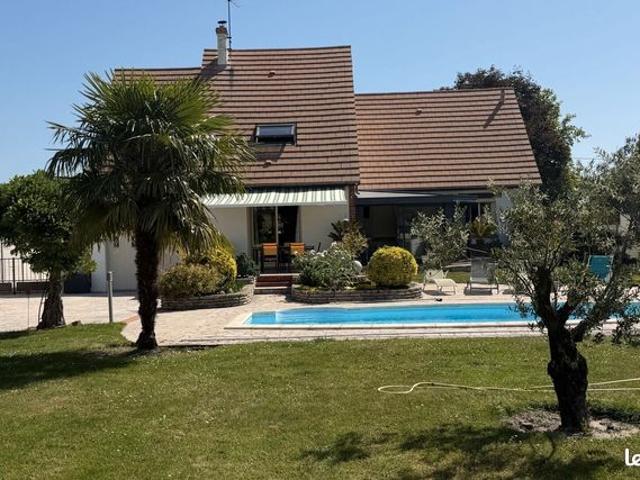 Maison 8 pièces 156 m²