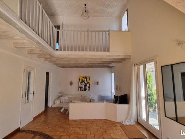 Maison 8 pièces 156 m²