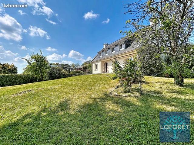 Maison 8 pièces 156 m²