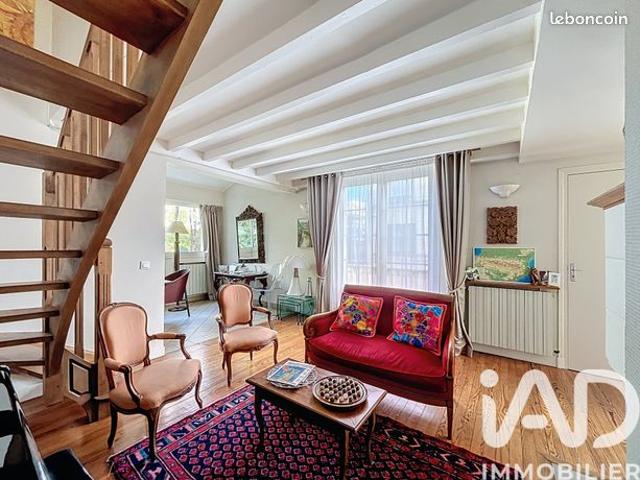 Maison 8 pièces 156 m²