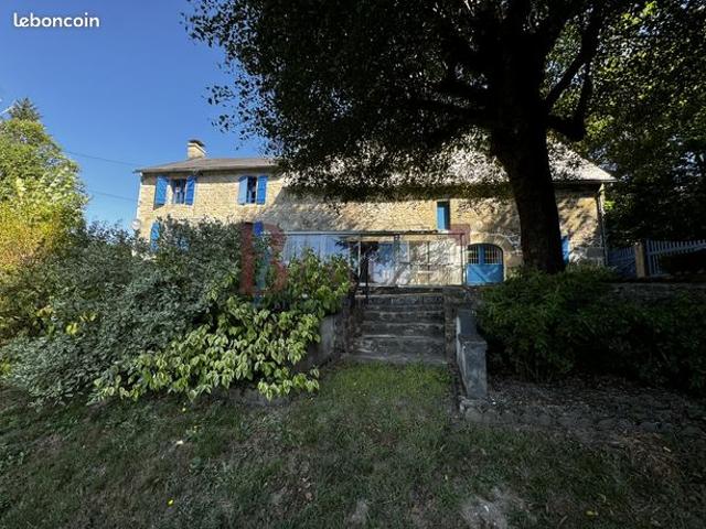Maison 8 pièces 156 m²
