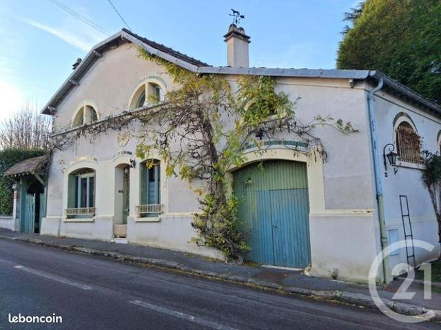 Maison 8 pièces 156 m²