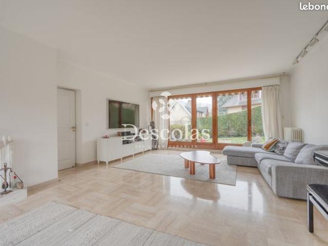 Maison 8 pièces 156 m²