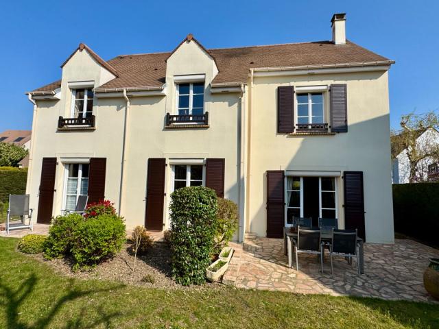 Maison 8 pièces 156 m²