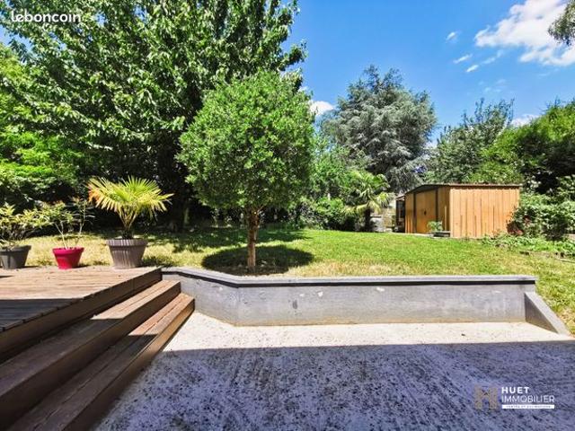 Maison 8 pièces 157 m²