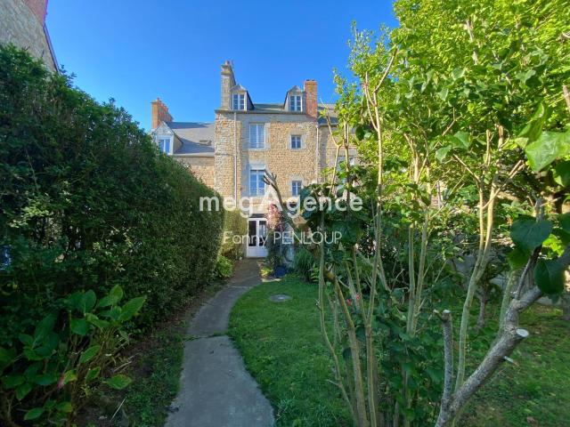 Maison 8 pièces 157 m²