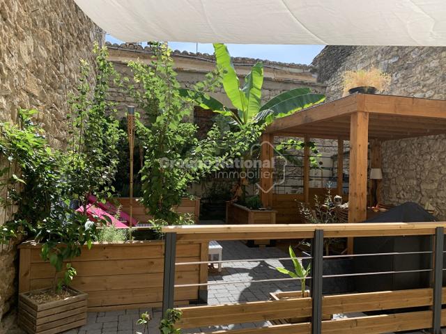 Maison 8 pièces 157 m²