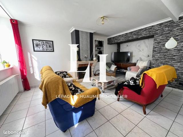 Maison 8 pièces 157 m²