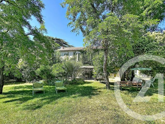 Maison 8 pièces 157 m²