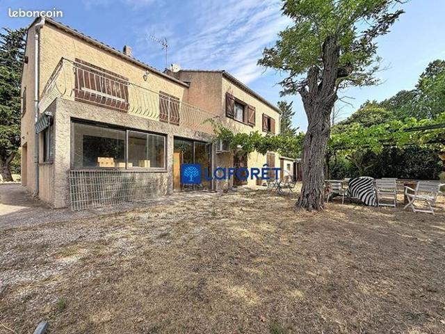 Maison 8 pièces 157 m²