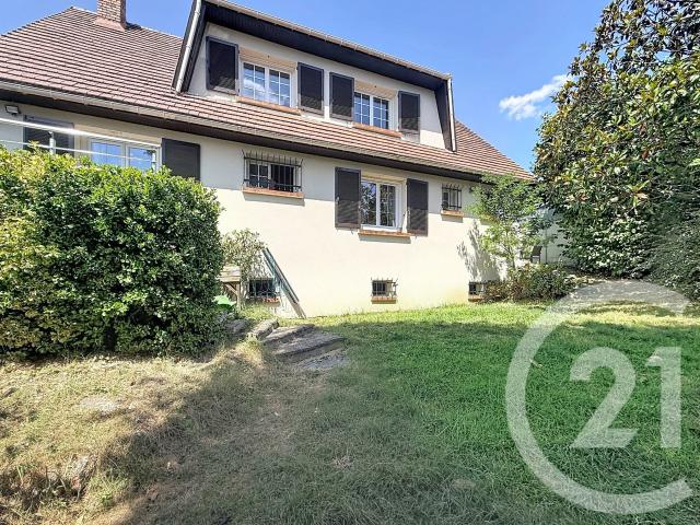 Maison 8 pièces 157 m²