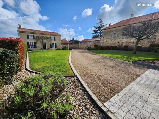 Maison 8 pièces 158 m²