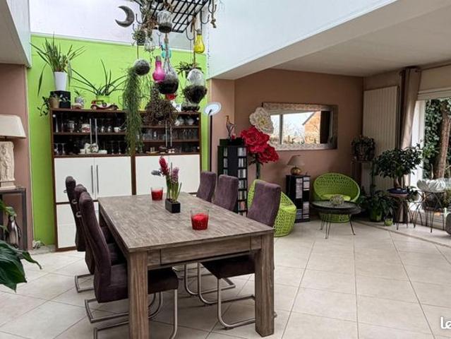 Maison 8 pièces 158 m²