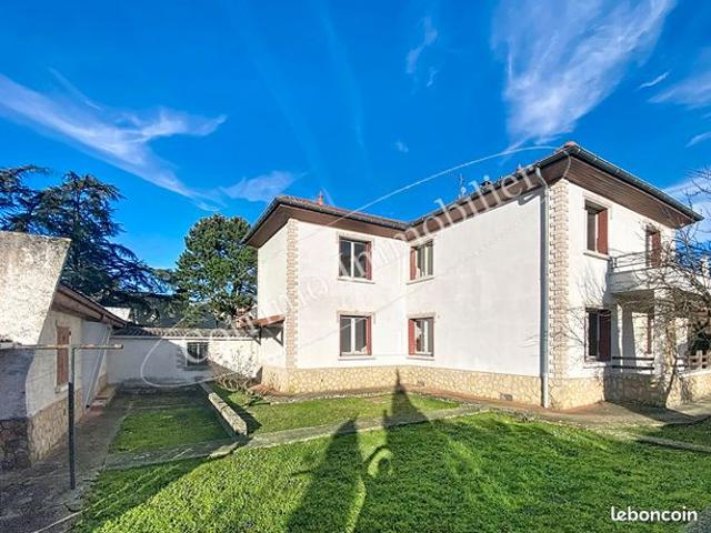 Maison 8 pièces 158 m²