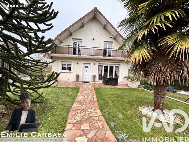 Maison 8 pièces 158 m²