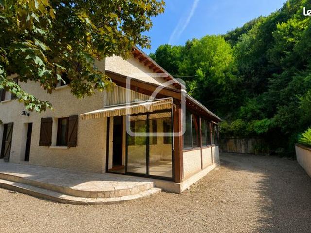 Maison 8 pièces 158 m²