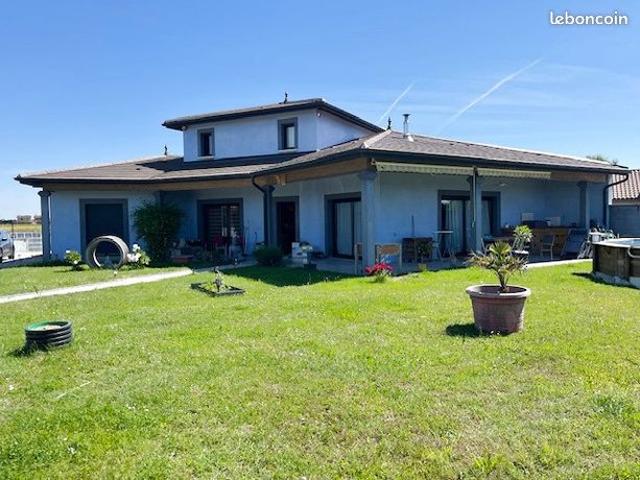 Maison 8 pièces 158 m²