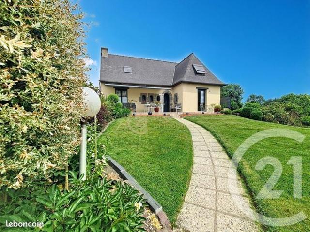 Maison 8 pièces 158 m²