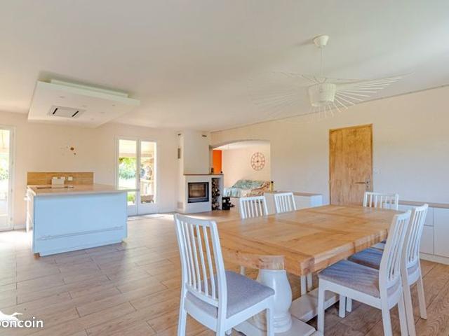 Maison 8 pièces 159 m²