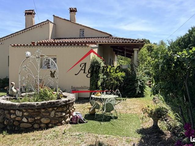 Maison 8 pièces 159 m²