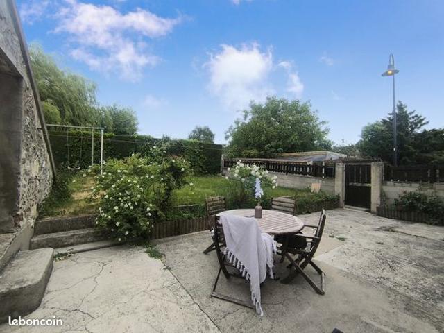 Maison 8 pièces 159 m²
