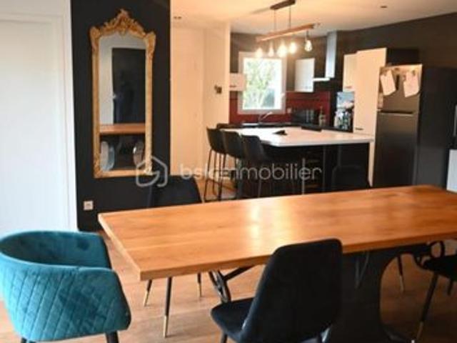 Maison 8 pièces 159 m²