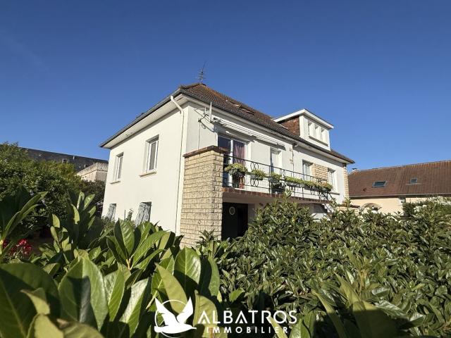 Maison 8 pièces 159 m²