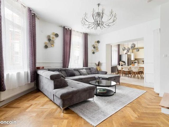 Maison 8 pièces 150 m²