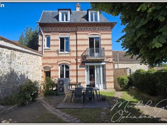 Maison 8 pièces 150 m²